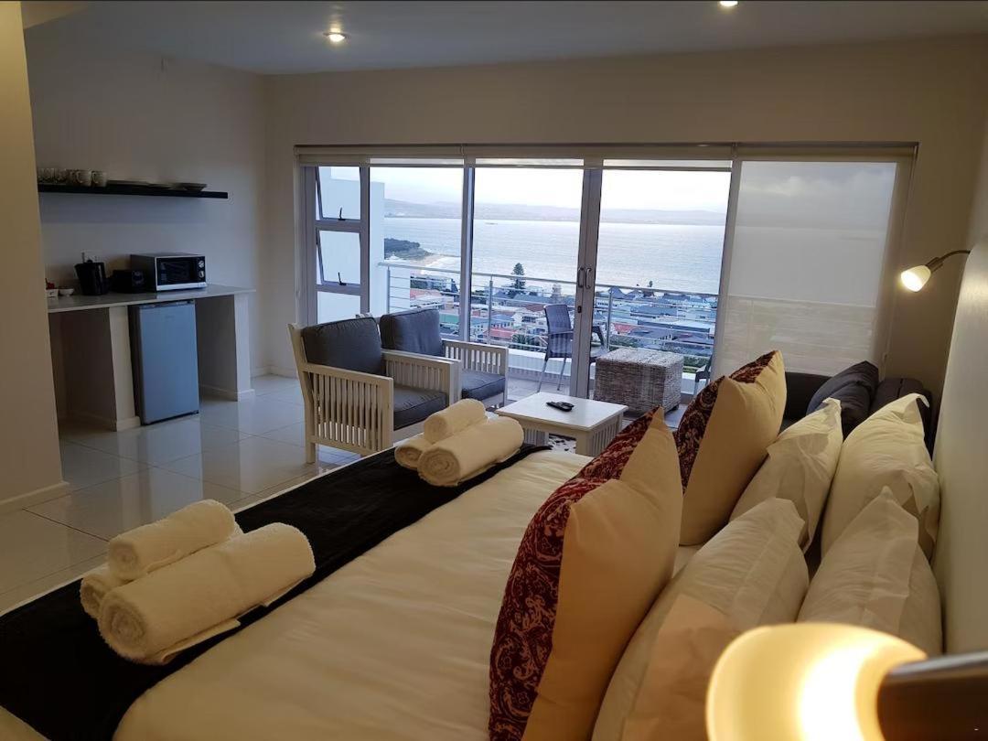Green Door Guest House Mossel Bay Oda fotoğraf