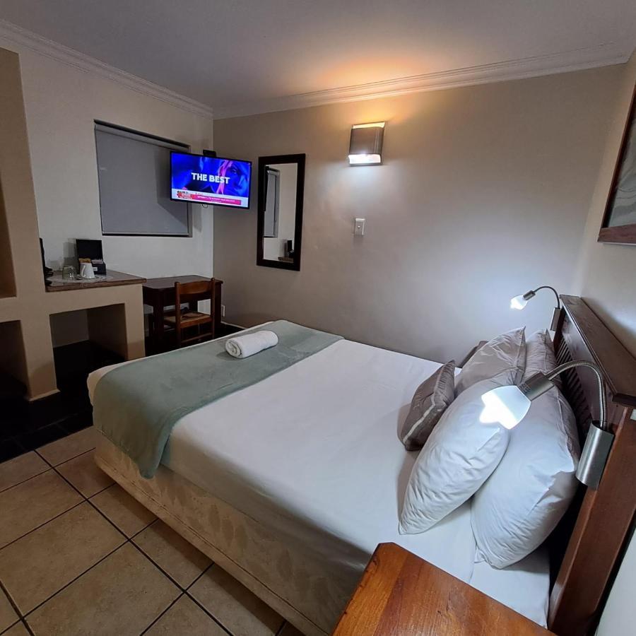 Green Door Guest House Mossel Bay Dış mekan fotoğraf